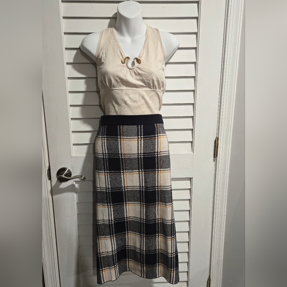 Ann Taylor Plaid Midi Skirt in Navy and Cream